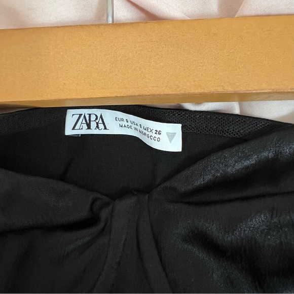 Satin cropped top in US S- Zara - Picture 4 of 6